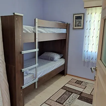Yesilkoey Apartment