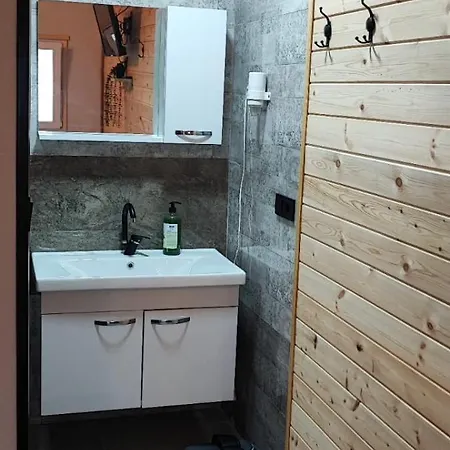 Apartment Yesilkoey Camlihemsin