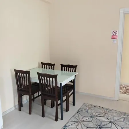 Yesilkoey Apartment *
