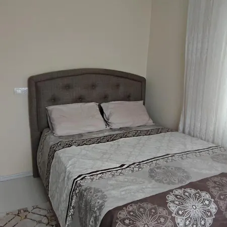 Yesilkoey Apartment Camlihemsin
